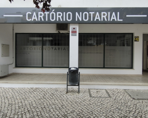 Abriu o primeiro Cartório Notarial Privado em Alpiarça